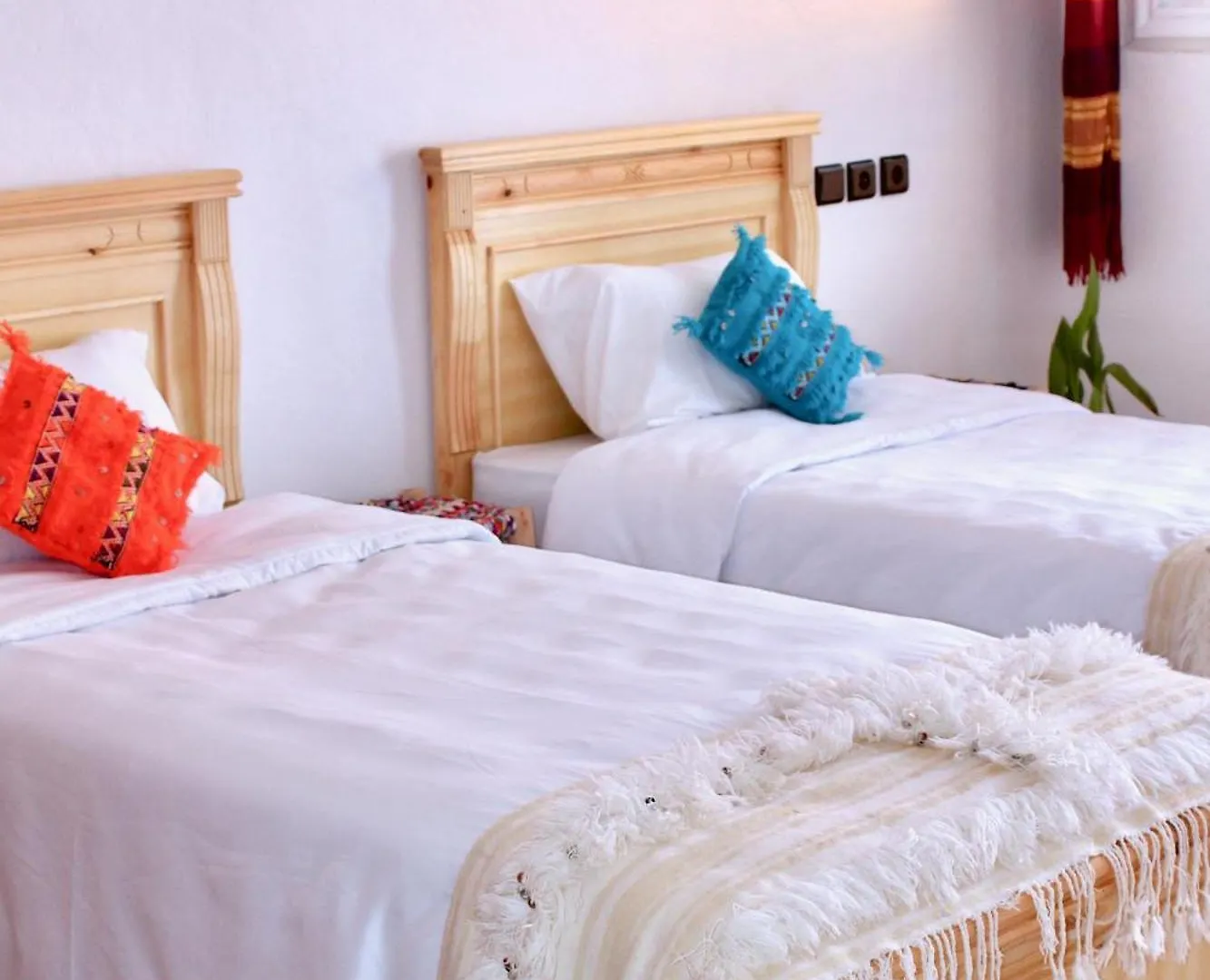 Hostel Natural Surf House Tamraght