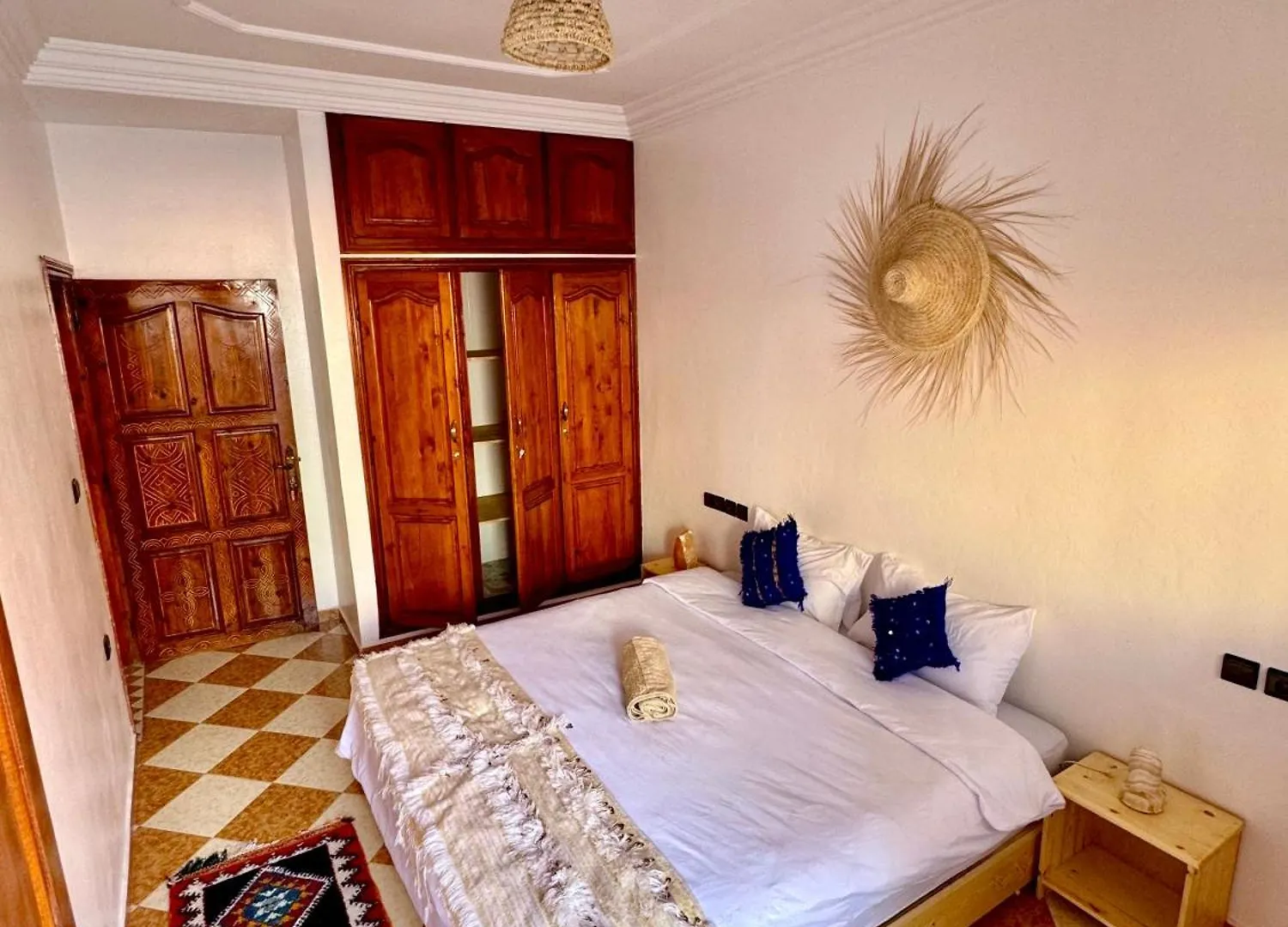 Hostel Natural Surf House Tamraght